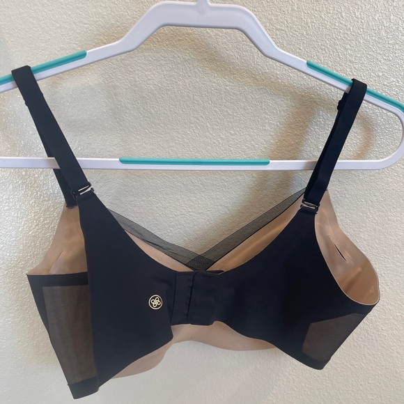 Honeylove Cross Over Bra - Picture 4 of 5